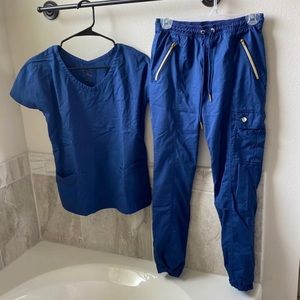 Jaanuu xs scrub set